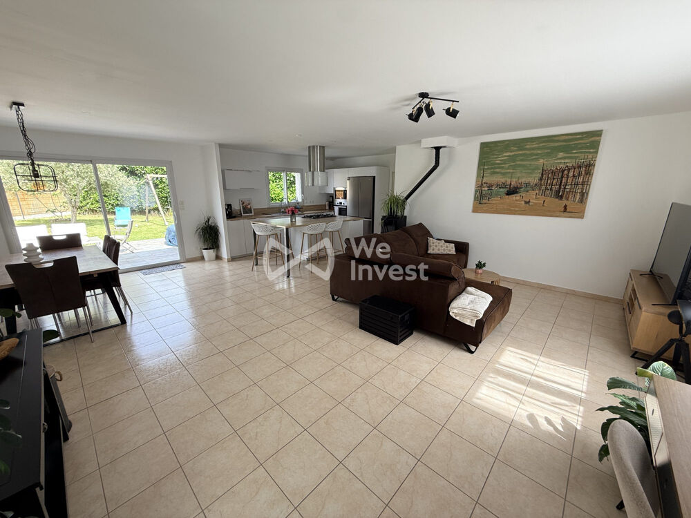 MAISON PLAIN PIED A PROXIMITE DE TOUTE LES COMMODITES A PIEDS