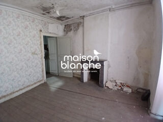  Immeuble � vendre 326 m�