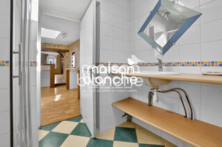  Immeuble à vendre 127 m²