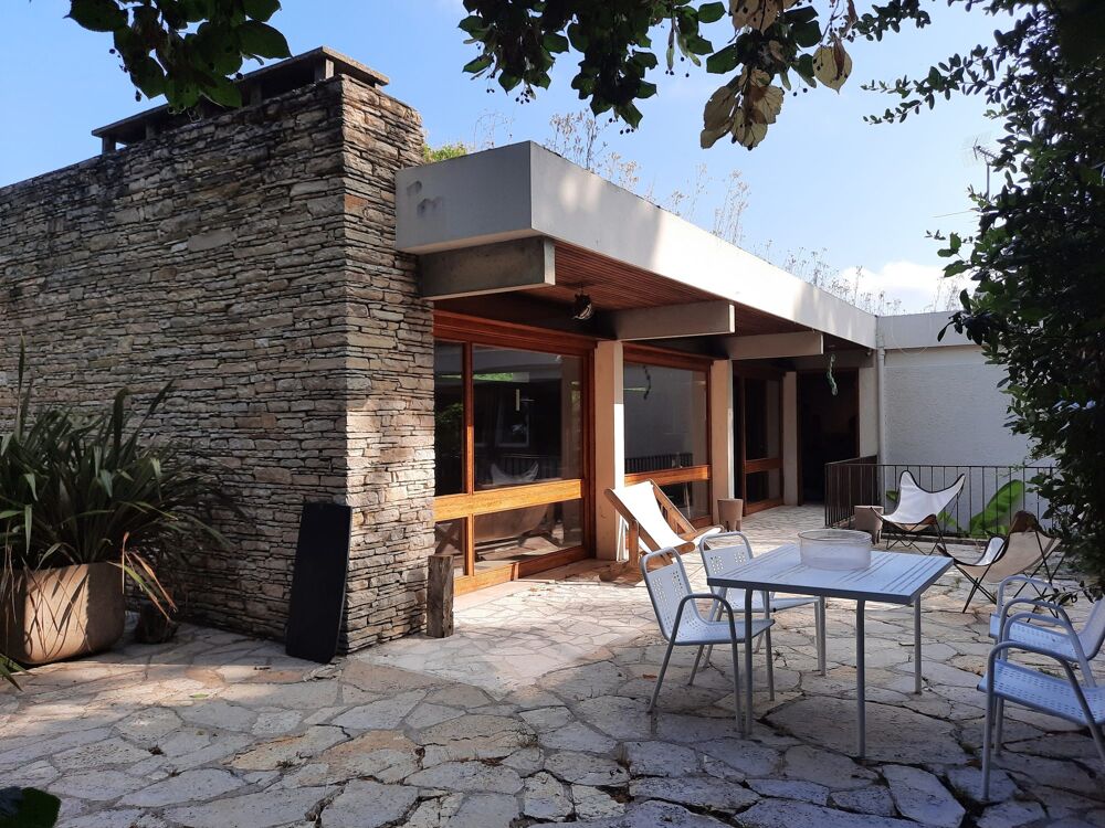 Grande maison d'architecte au coeur de la Bastide