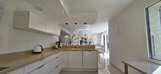  Maison  vendre 8 pices 200 m