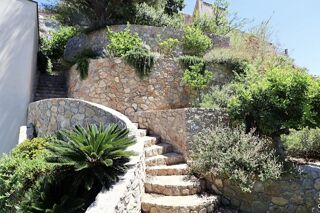  Maison � vendre 9 pi�ces 300 m�