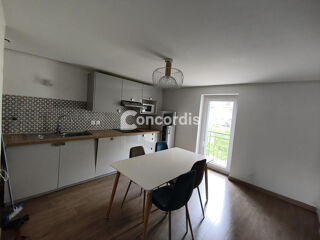  Appartement à louer 3 pièces 45 m²