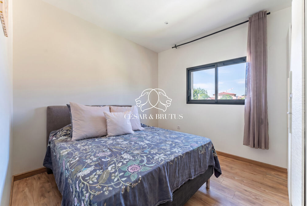 à vendre  Maison Meyzieu (69330)