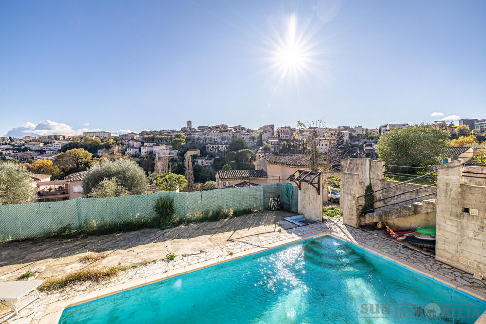 A vendre, superbe maison familiale de plain pied avec vue sur vi