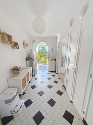  Maison  vendre 6 pices 130 m