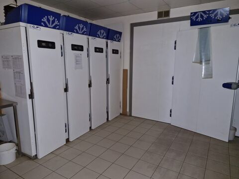   Vente d'un local commercial situé sur un axe très passant ! 