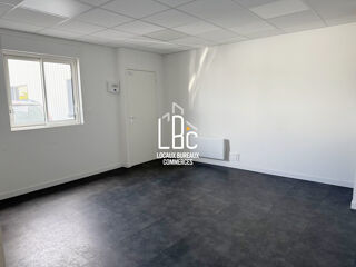   Ancenis - À louer 406 m² locaux mixtes ateliers et bureaux Ancenis-saint-géréon