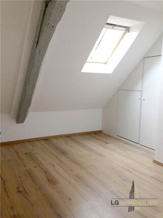  Appartement à louer 3 pièces 61 m²