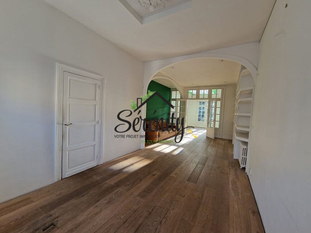 Maison 6 pièces 168 m² · à Loos · 168 m² · 375 000 €