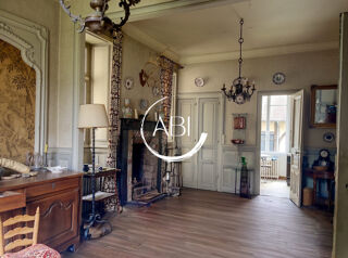  Maison � vendre 9 pi�ces 220 m�