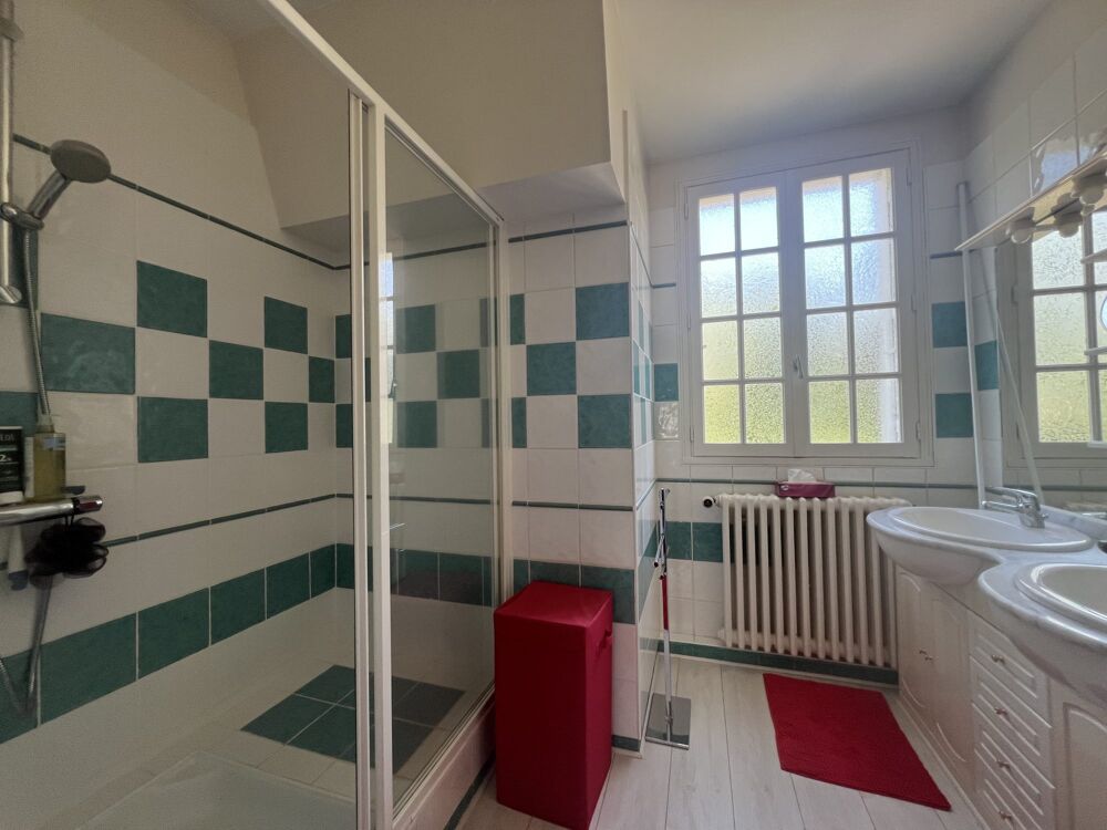 � vendre  Maison Saint-Cyr-sur-Loire (37540)