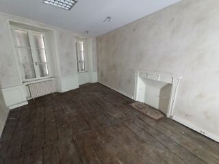  Immeuble à vendre 304 m²