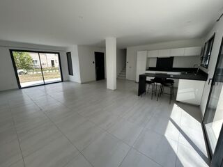  Maison à louer 5 pièces 110 m²