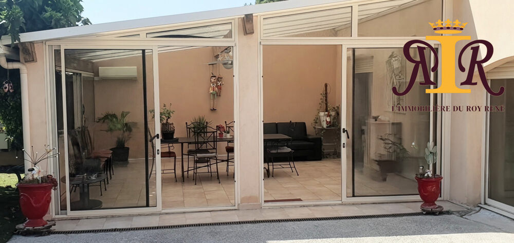 Maison 5 pièces de 116 m² avec véranda, garage et jardin clos