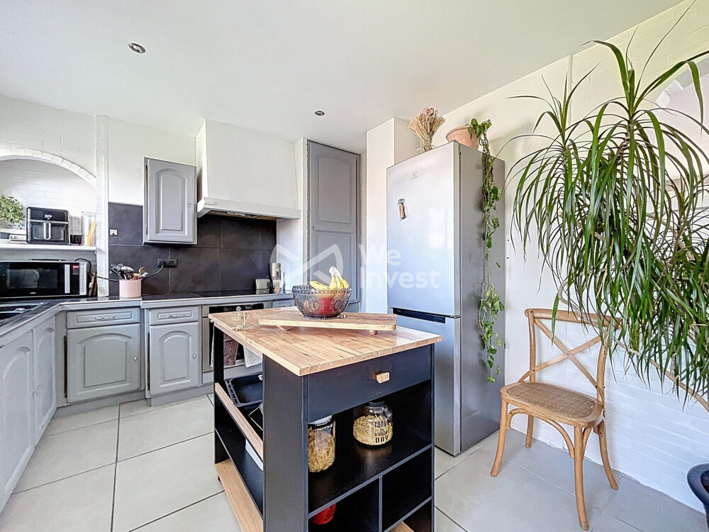 Vente Maison Maison spacieuse à Magné – 142 m² avec garage et jardin Magné