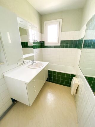  Appartement à louer 3 pièces 59 m²
