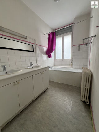  Appartement à vendre 6 pièces 131 m²