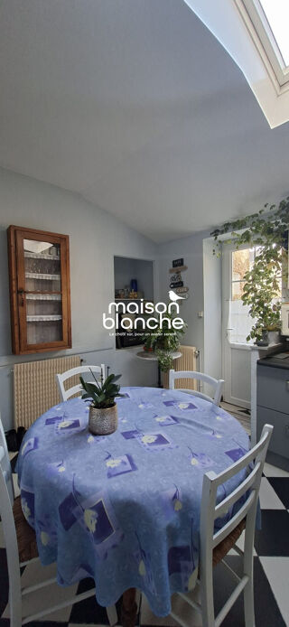  Immeuble à vendre 253 m²