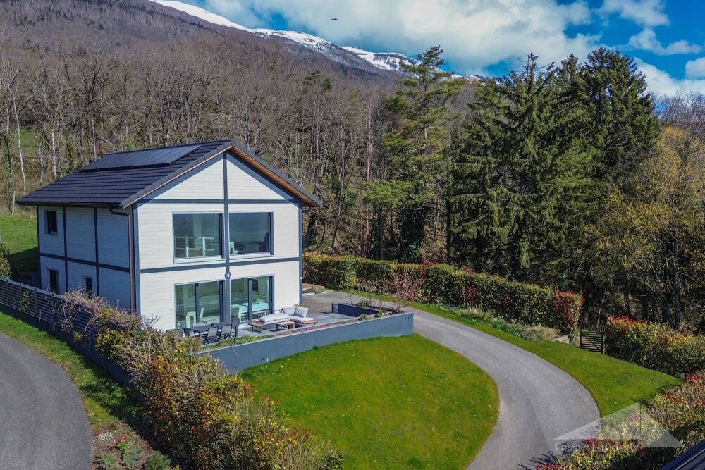 � vendre  Maison Saint-Jean-de-Gonville (01630)