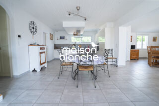  Maison à vendre 6 pièces 142 m²