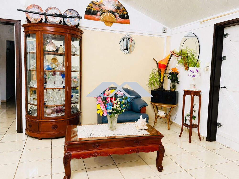 Maison familiale Bourbon Bois à Saint-Benoît  Charme et con
