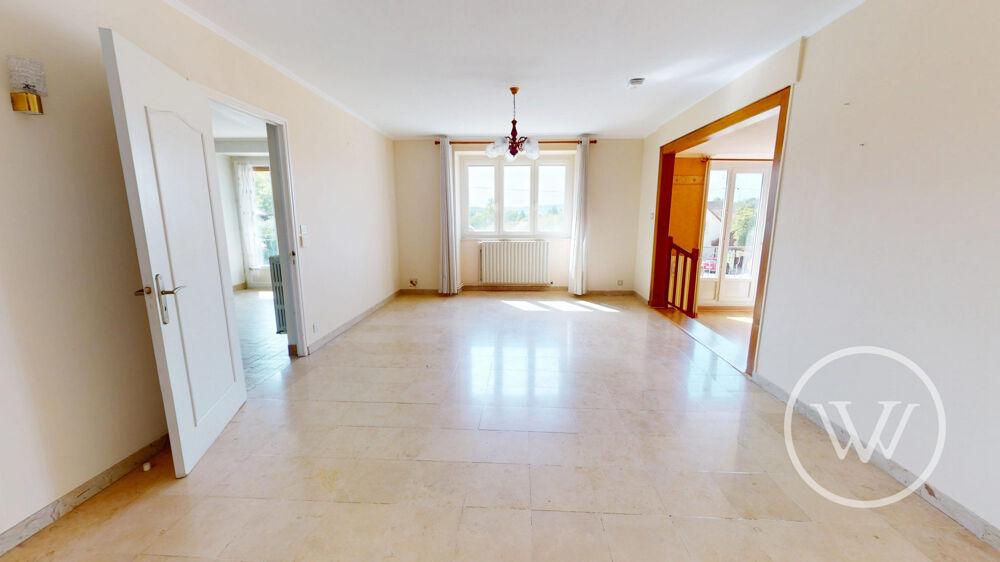 Appartement 6 pièces 171 m² · à Rurey · 171 m² · 151 500 €