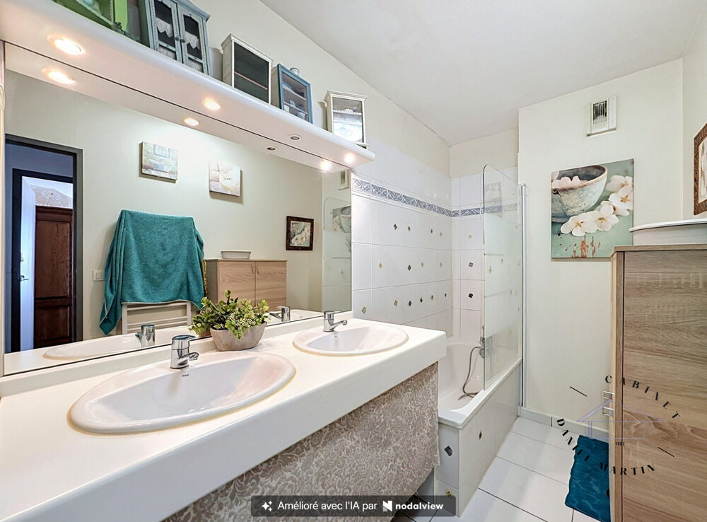 APPARTEMENT T4 AVEC BALCON SUR VILLENAVE D'ORNON