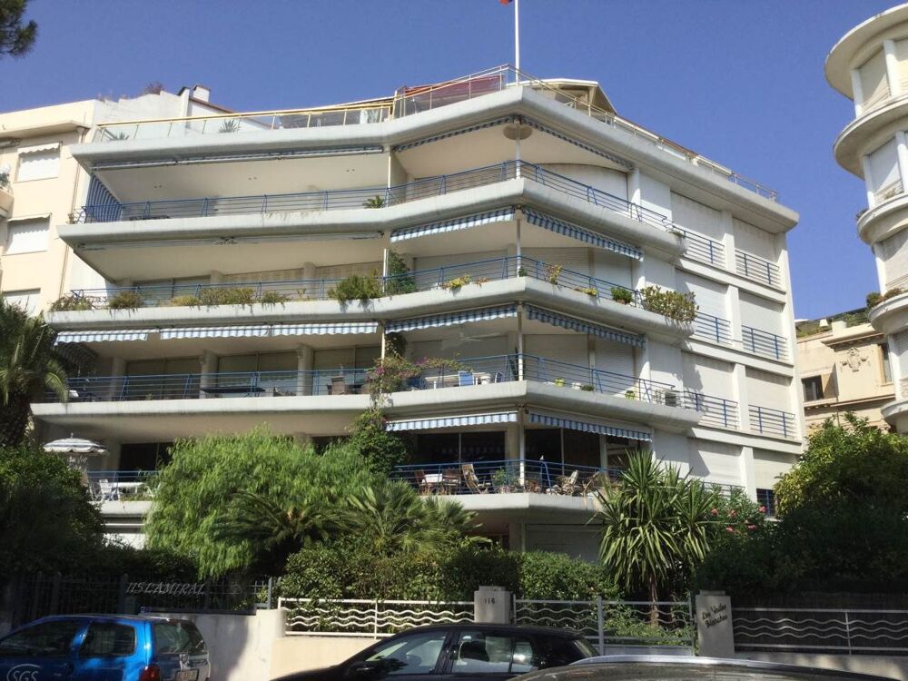 Location Appartement Cannes Croisette : 3 pièces de 78 m² meublé longue durée Cannes