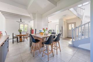  Maison à vendre 10 pièces 170 m²