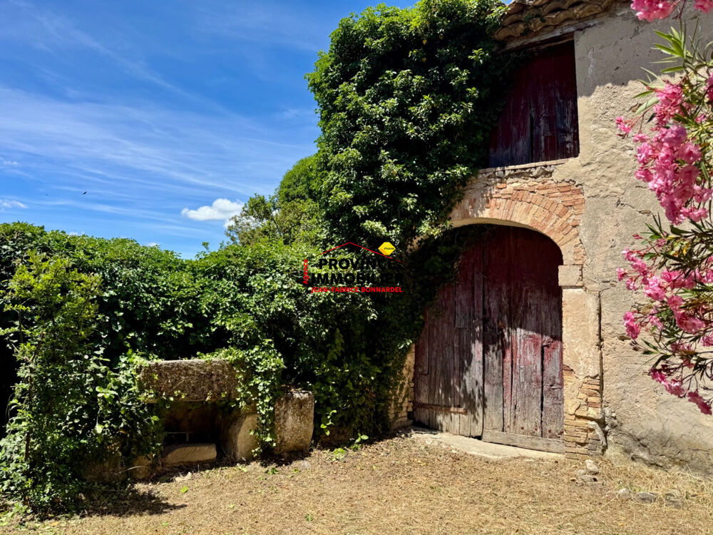 Vente Maison Maison en pierre à rénover avec jardin et nombreuses dépendan Visan