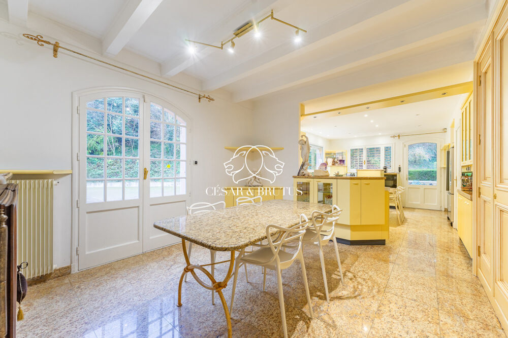 à vendre  Maison Collonges-au-Mont-d'Or (69660)