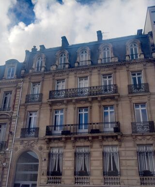  Appartement � vendre 1 pi�ce 131 m�