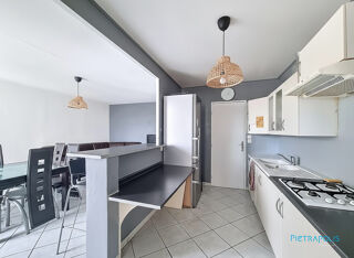  Appartement � vendre 4 pi�ces 79 m�