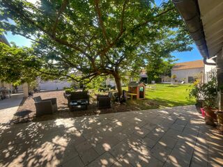  Maison � vendre 15 + pi�ces 718 m�