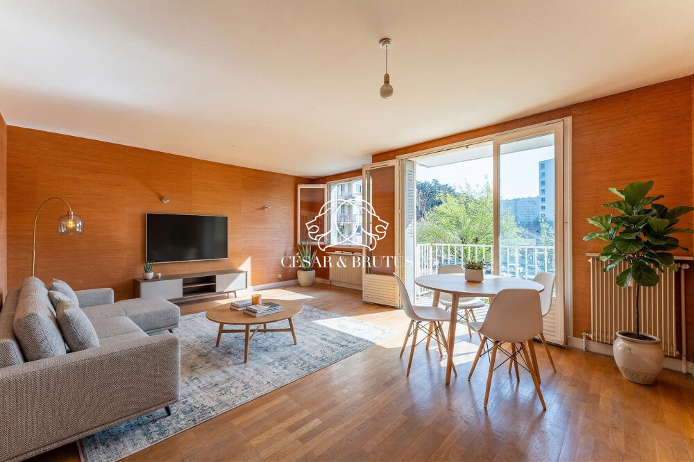À vendre  Joli T3 à rénover avec balcon et vue dégagée ?