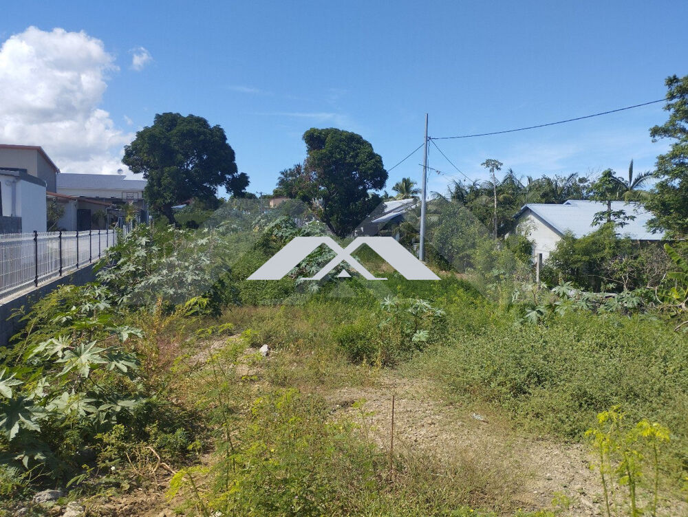 Vente Terrain Terrain 670 m² (500 m² utile ) + Permis de construire offert Saint-louis