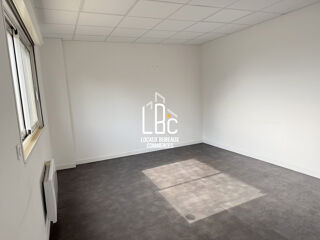   Ancenis - À louer 245 m² locaux mixtes ateliers et bureaux Ancenis-saint-géréon