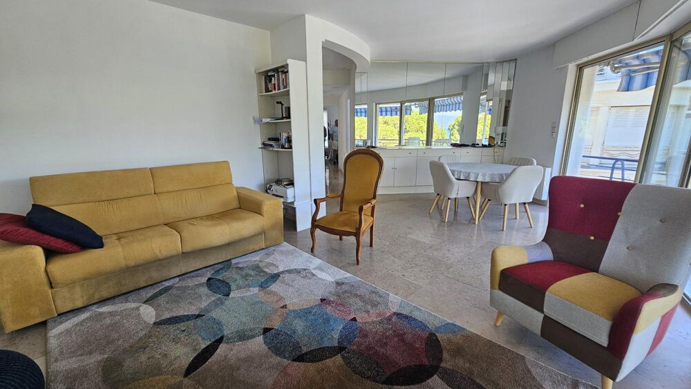 Location Appartement Cannes Croisette : 3 pièces de 78 m² meublé longue durée Cannes