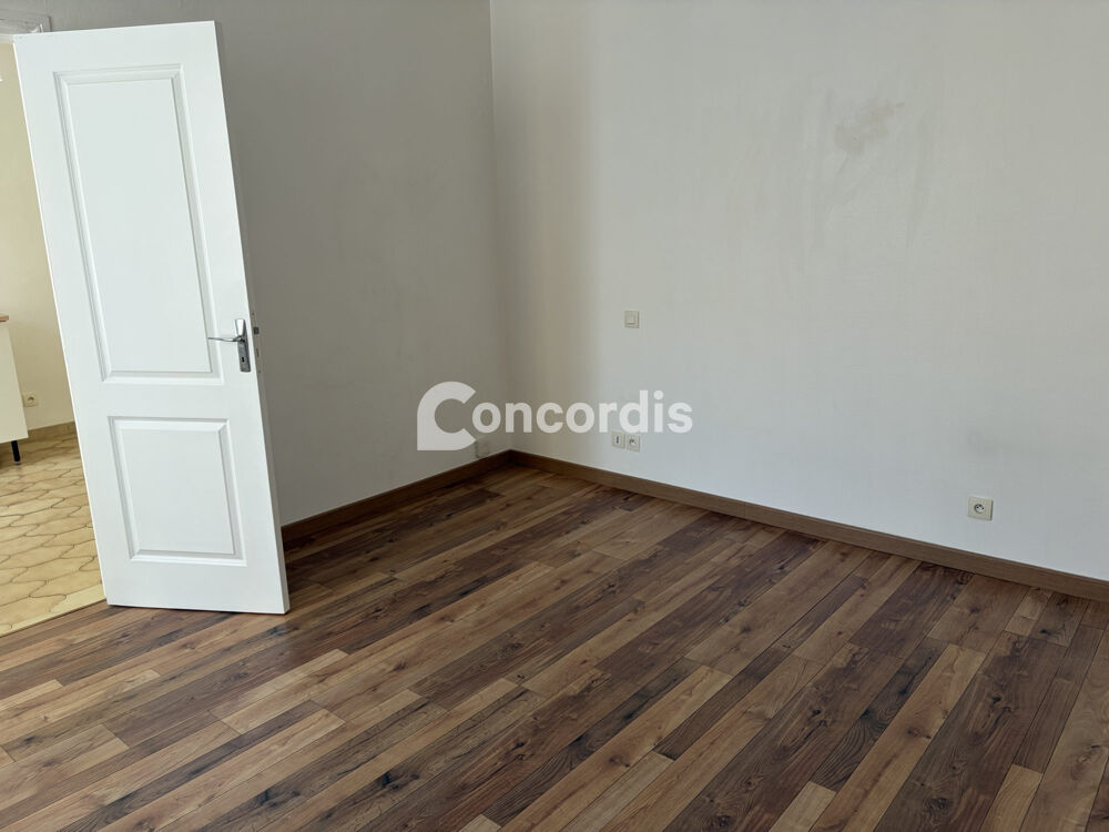 Location Appartement Reims – Rue du Dr Thomas | T2 meublé 34,64 m² | 500 € CC Reims