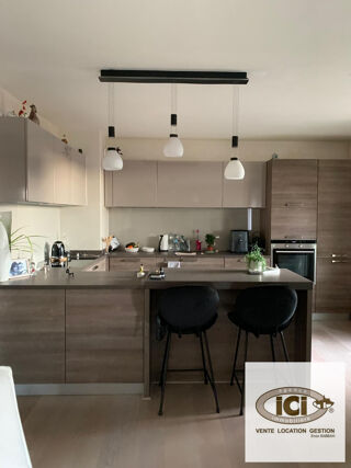  Appartement � vendre 4 pi�ces 83 m�