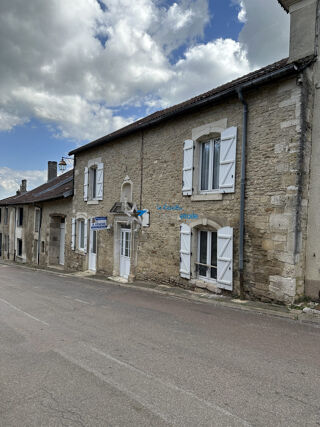  Maison  vendre 10 pices 230 m