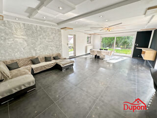  Maison � vendre 8 pi�ces 230 m�