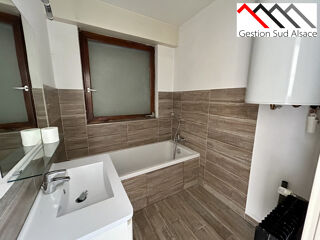  Appartement � louer 5 pi�ces 103 m�