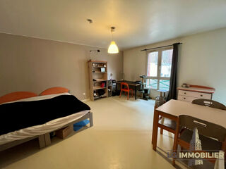  Appartement à louer 1 pièce 34 m²