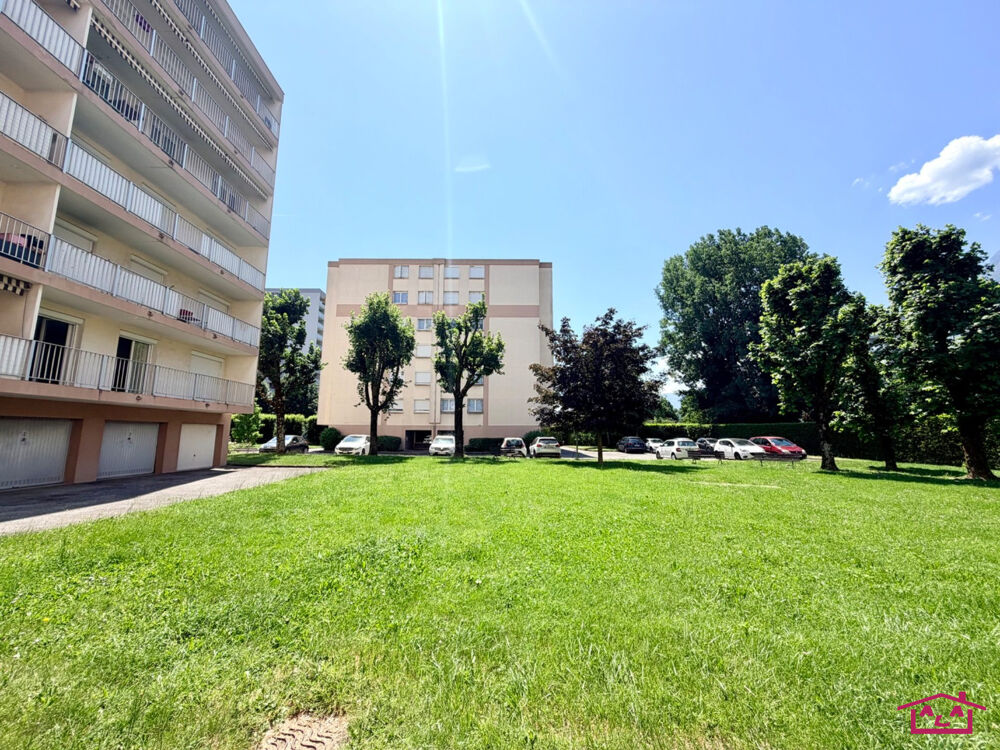 F3 EN DERNIER ETAGE AVEC VUE PANORAMIQUE