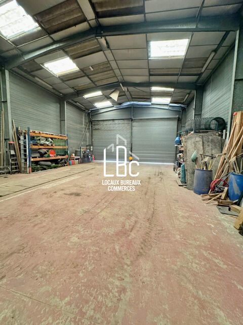 CARQUEFOU - Entrep&ocirc;t 240 M&sup2; 296800 44470 Carquefou