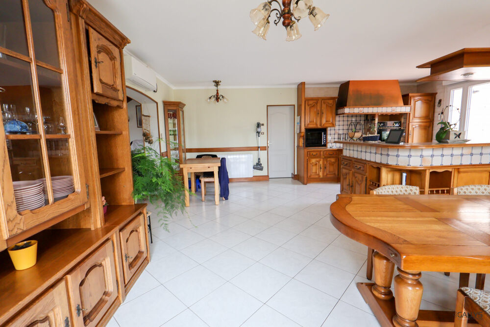 Maison avec piscine située à Saujon