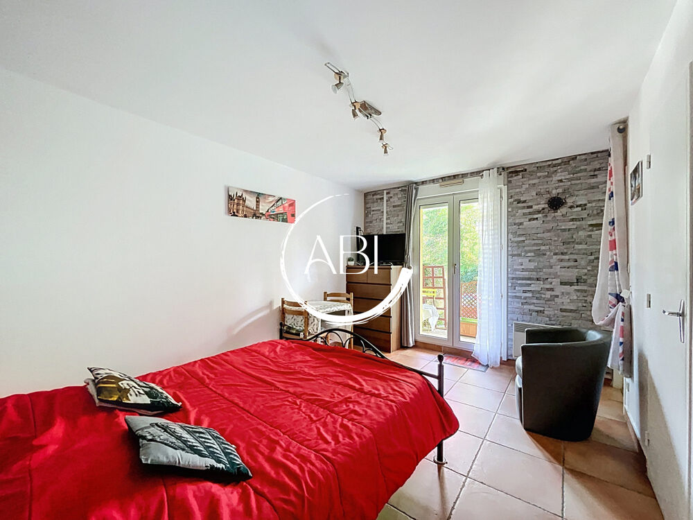 Studio Meublé 21 m² classé F à Vendre dans le Quartier Belle
