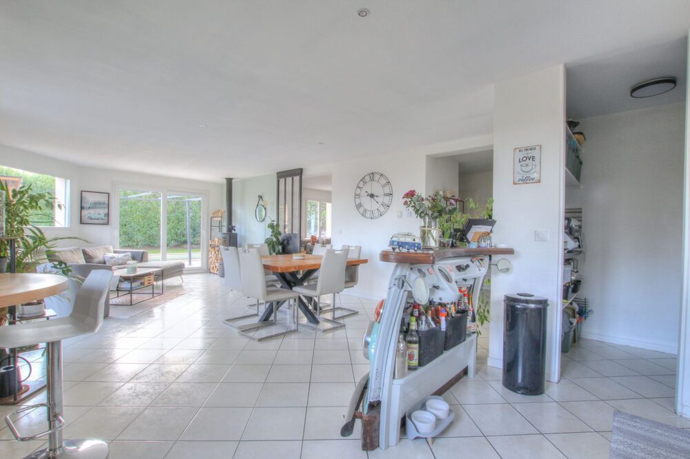  vendre  Maison Collonges (01550)